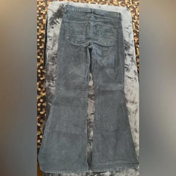 American Eagle Stretch Corduroy Super High-Waisted Flare Pant in Night Time Navy - Image 7