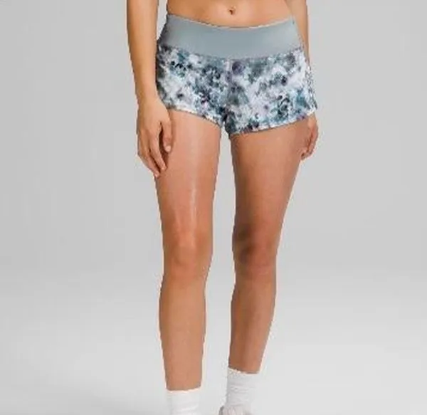 Lululemon Shorts Speed 2.5" - Image 3