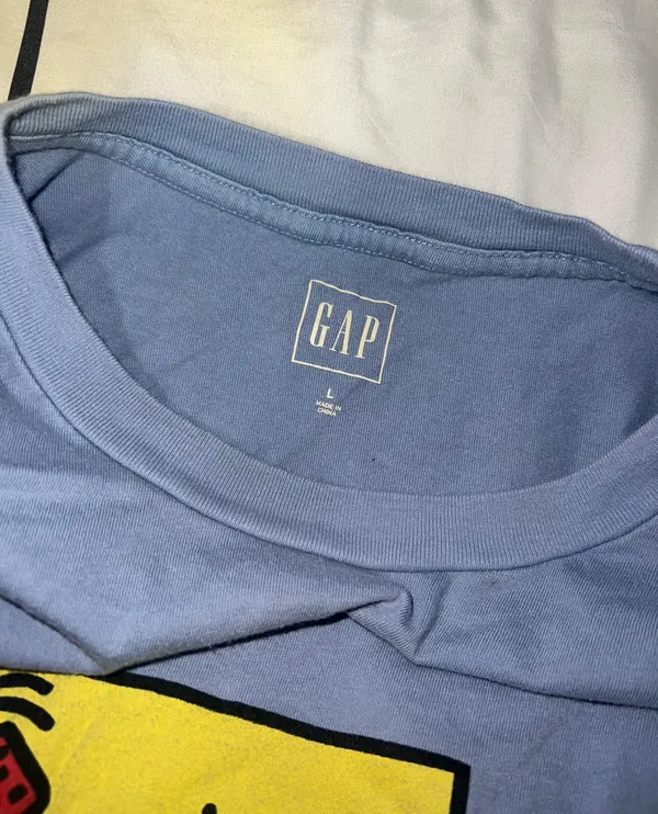 Gap Tshirt - Image 3
