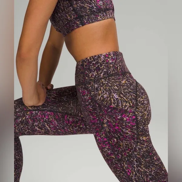 Lululemon Invigorate High-Rise Tight Legging 25” Topography size 0 EUC $128 - Image 2