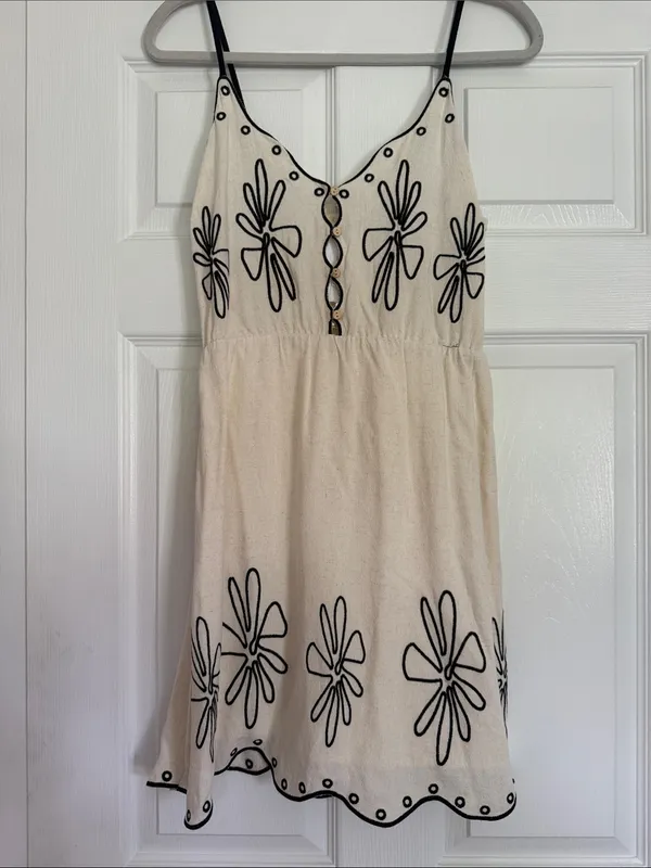 Cream Floral Embroidered Sundress - Image 4