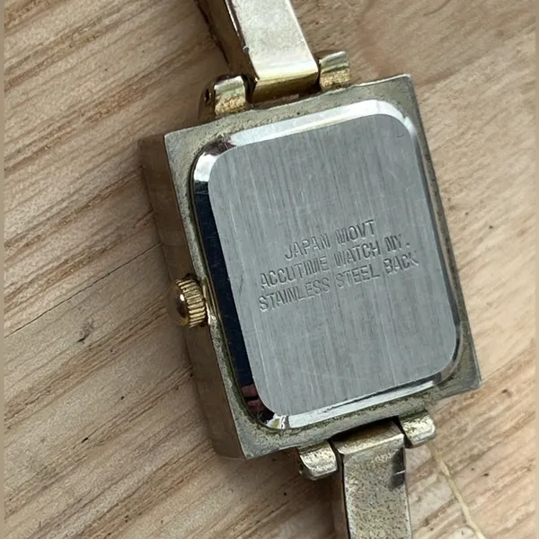Fashion Watch Vivani Brand - Image 7