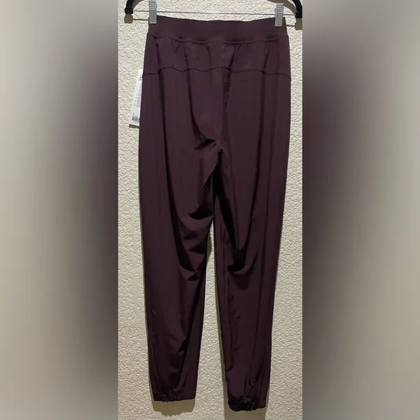 Lululemon NWT Adapted State Perforated High Rise Joggers Goodnight Plum Size 4 - Image 8
