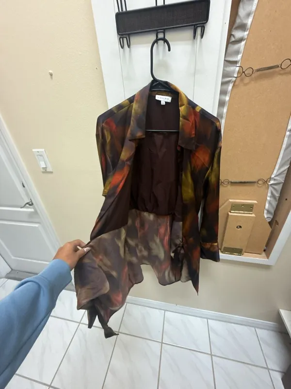 Gianni Bini Abstract Print Long Sleeve Shirt Dress Size 8 - Image 3