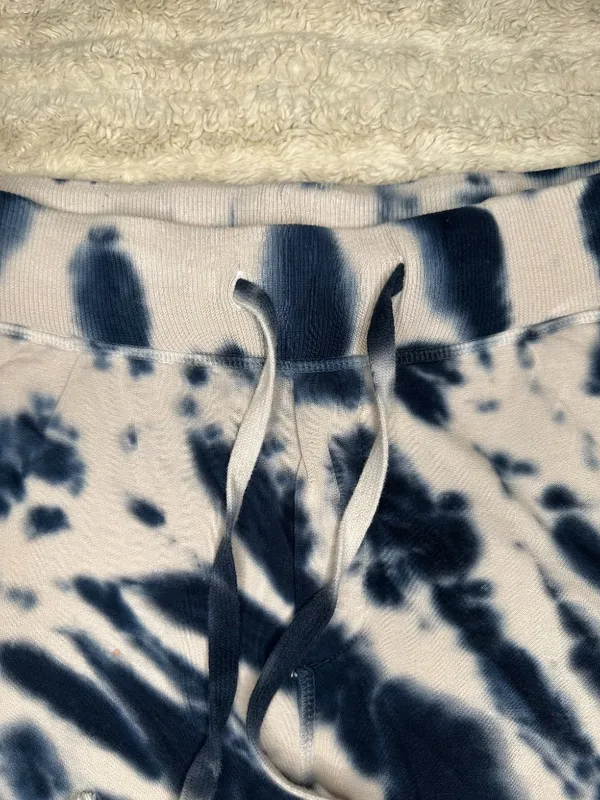 Young, Fabulous & Broke athleisure teal/cream tie-dyed joggers Size Large - Image 3