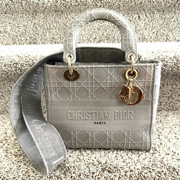 Christian Dior Lady D-Lite Bag Cannage Embroidered Canvas Medium - Image 3