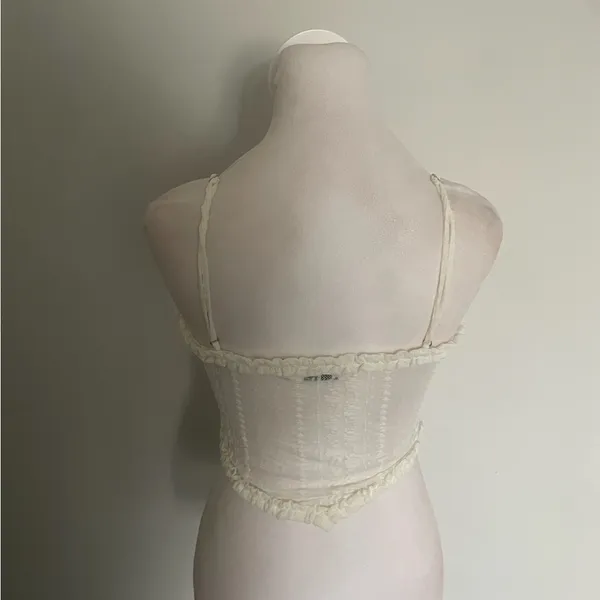 Tiger Mist Lace Crop Top - Image 3