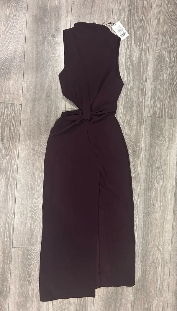 New Showpo Midi Dress Front Twist Cut Out Thigh Split Dress Size XS MSRP $99 - Image 7
