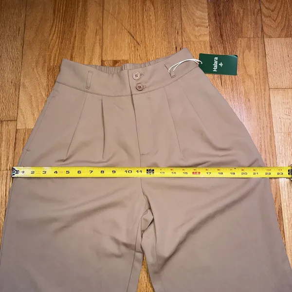 Halara Flex High Waisted Zipper Pocket Shirred Straight Work Pants Beige S NWT - Image 6