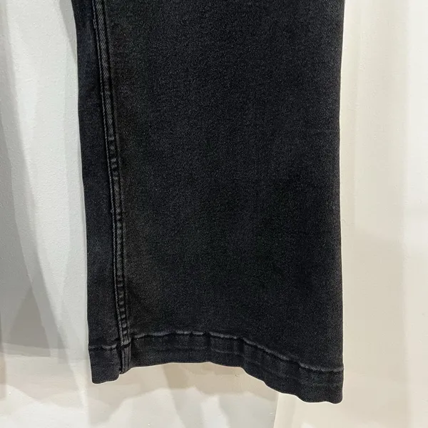 Old Navy Black Extra High Rise Flare Trousers Jeans Size 6 Stretch - Image 3