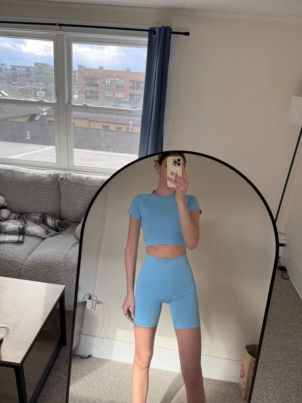 Amazon Workout Set Biker Shorts and Crop Top - Image 2