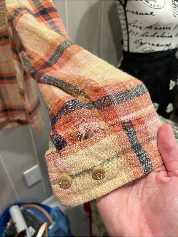 Cute cotton L.L. Bean breezy plaid henley pocket blouse classic distressed - Image 8