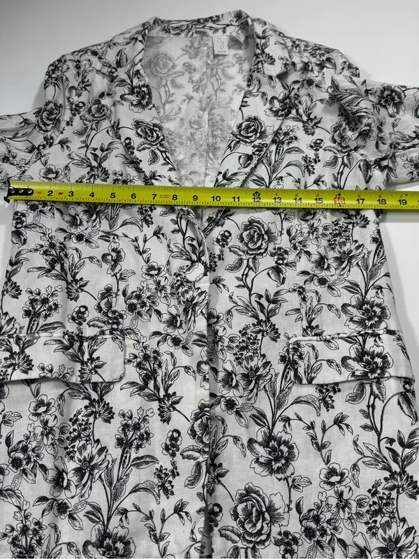 Joie 100% Linen White and Black Floral Blazer Size Medium - Image 4