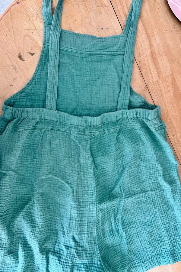 Sage green gauze romper Size L - Image 4