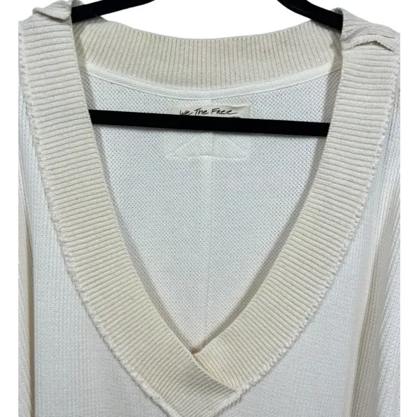 Free People Asher Thermal‎ Knit V-neck Top M - Image 6