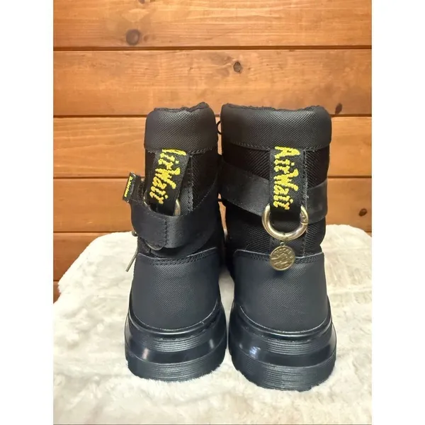 Dr. Martens Womans Combs Tech casual boots black Sz 7 NWOT - Image 2