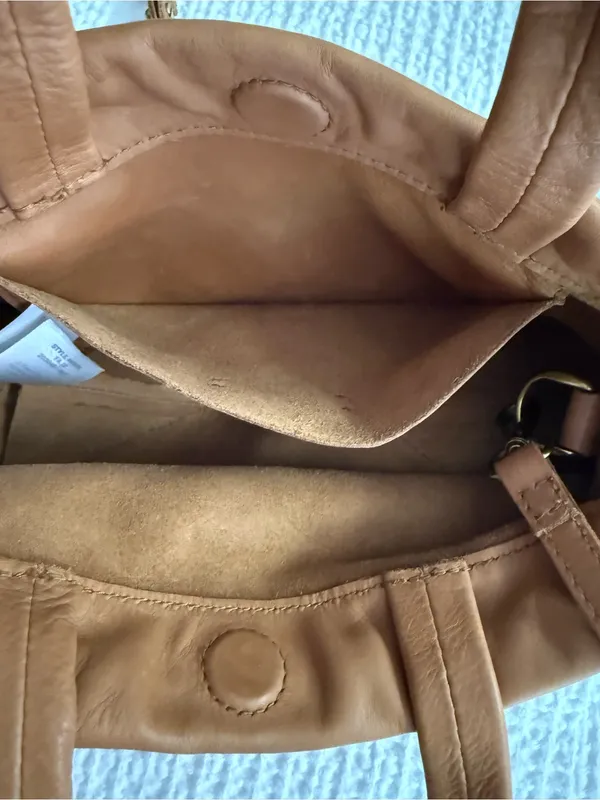 Madewell Cow Leather Crossbody Purse Brown Tan Magnetic Closure Pocket Handles - Image 10