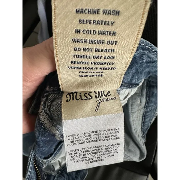 Miss Me jeans Easy Boot heavy stitching embellished back pockets Size 30 - Image 7