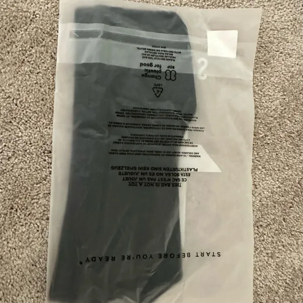 NWT Vitality Sports Bra Black M - Image 4