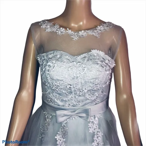 Gorgeous special occasion lace tulle dress - Image 4