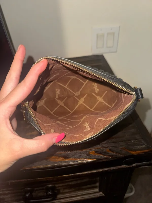 Wrangler Purse Crossbody - Image 3