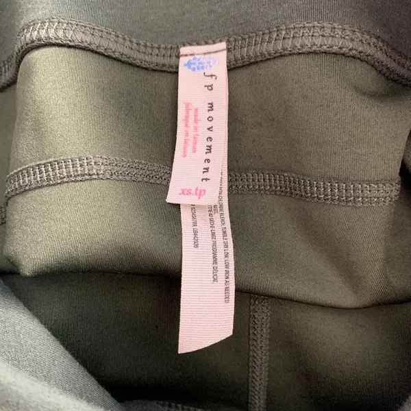 Free People Virgo Cropped Legging Khaki Green‎ - Image 12