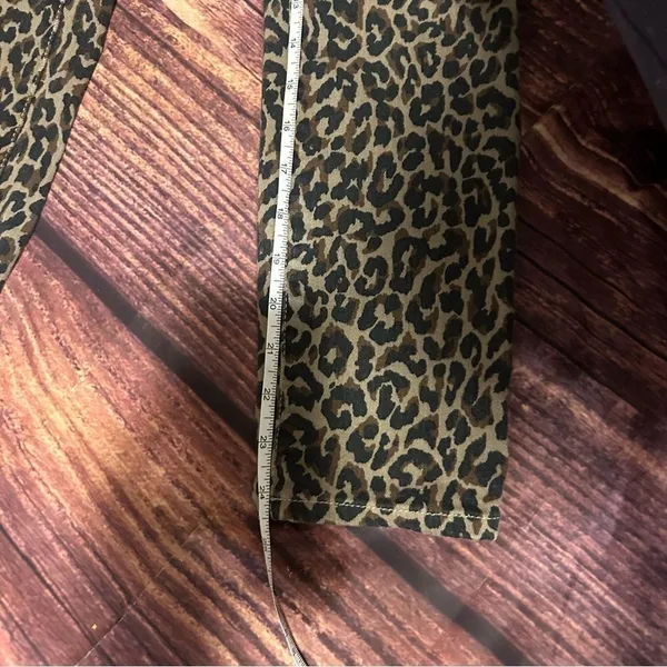 Women’s J. Crew Cheetah Print Skinny Jean Size 26 - Image 5