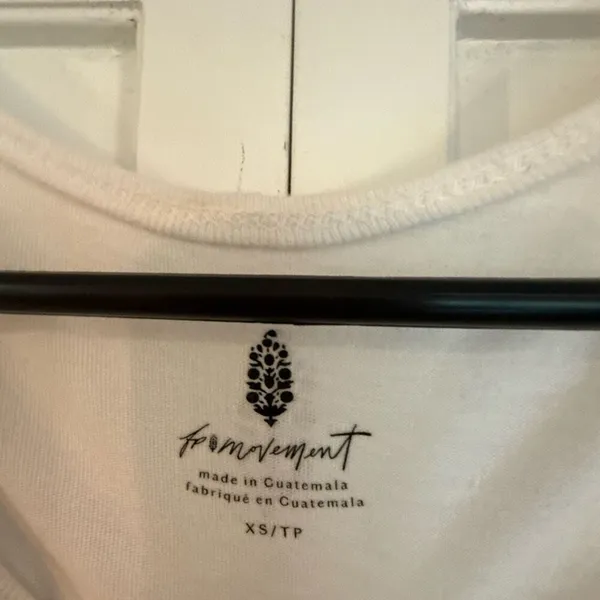Free People movement what’s up white Henley size xs - Image 4