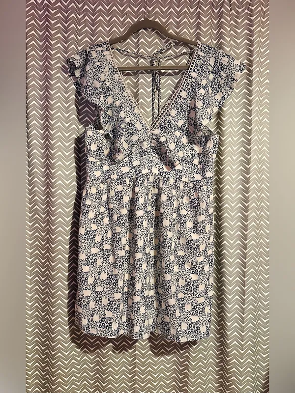Anthropologie | V-Neck Plunge Tunic Mini Dress, Medium - Image 4