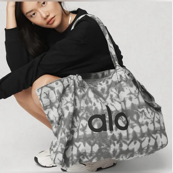 NWT Alo Yoga Shopper Tote Bag Tie Dye Oversized Heavy Duty Canvas Grey/Black - Image 6