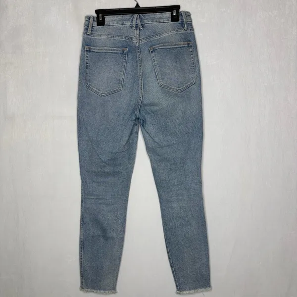 Good American Good Curve‎ Crop Slim Fit Jeans - Image 6