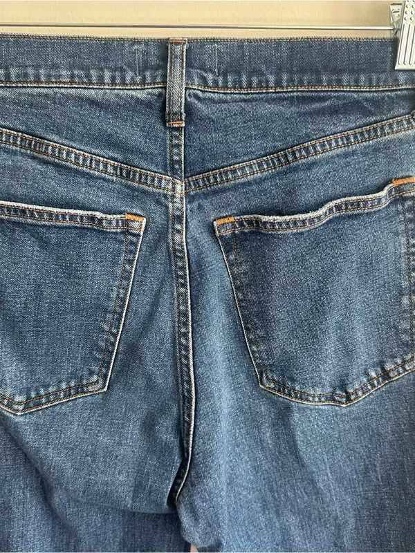 Abercrombie & Fitch Curve Love The Slim Straight Ultra High Rise Size 8 - Image 4