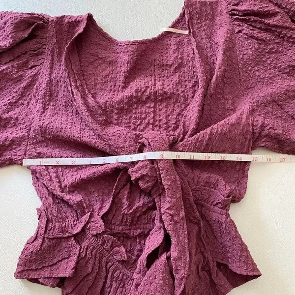 Free People Purple Textured Wrap Peplum Top L Puff Sleeve Boho Tie Front - Image 5