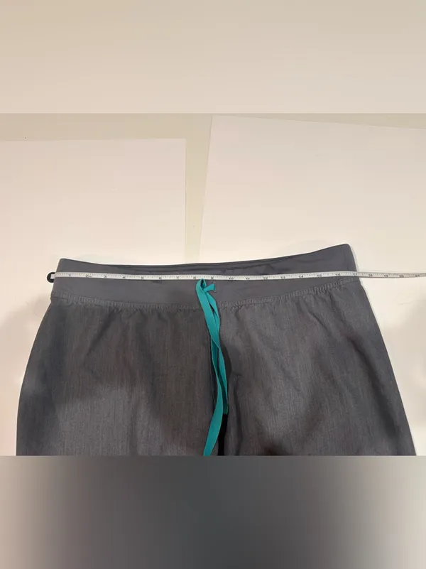 FIGS Livingston Basic Scrub Pants Large Graphite Gray Straight Leg T21003 - Image 8