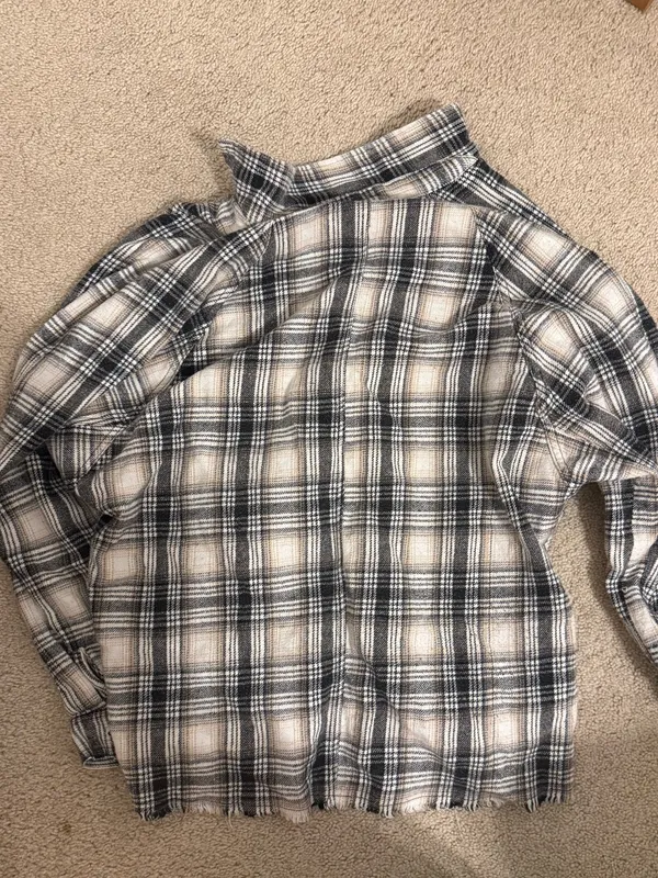 Urban Outfitters BDG Vintage Flannel Neutral Grey and Cream Stripe Colorway - Image 6