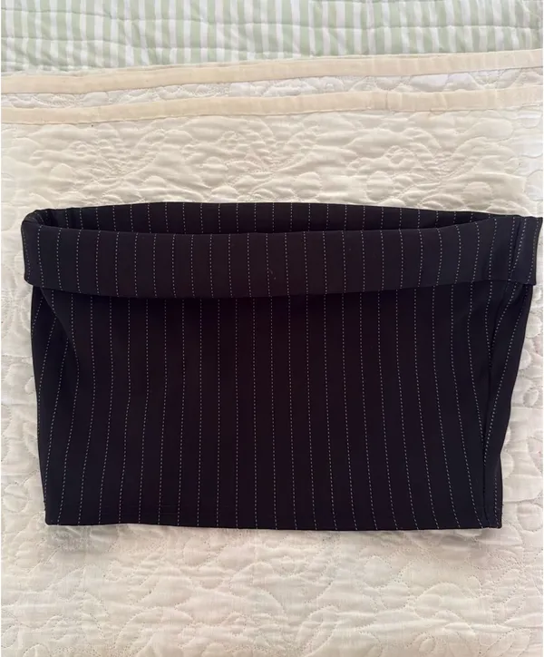 Pretty Little Thing Tube Top Black Crop - Image 2