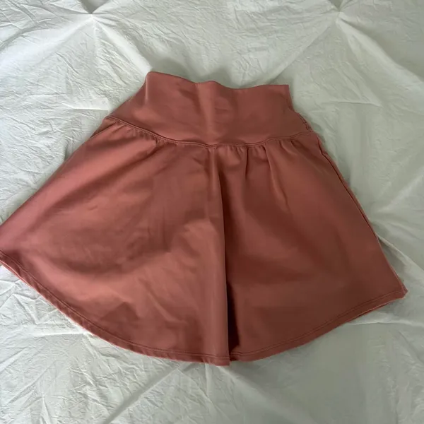 Nike Women’s One Dri-FIT High-Waisted Skirt/Skort // Rust Pink // Size XS // NEVER WORN - Image 2