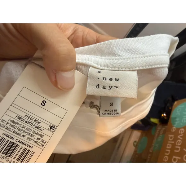 NWT A New Day White Puff Sleeve Eyelet Blouse - Image 3
