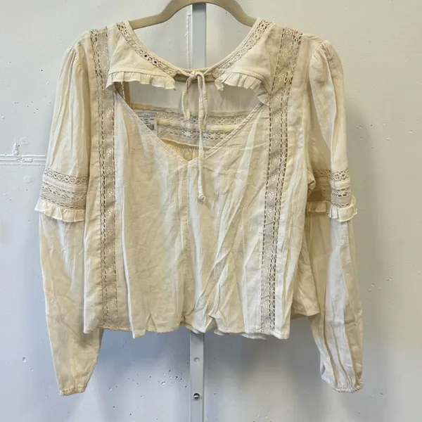 NWT American Eagle Outfitters Boho Babydoll Lightweight Blouse Keyhole Cream Med - Image 3