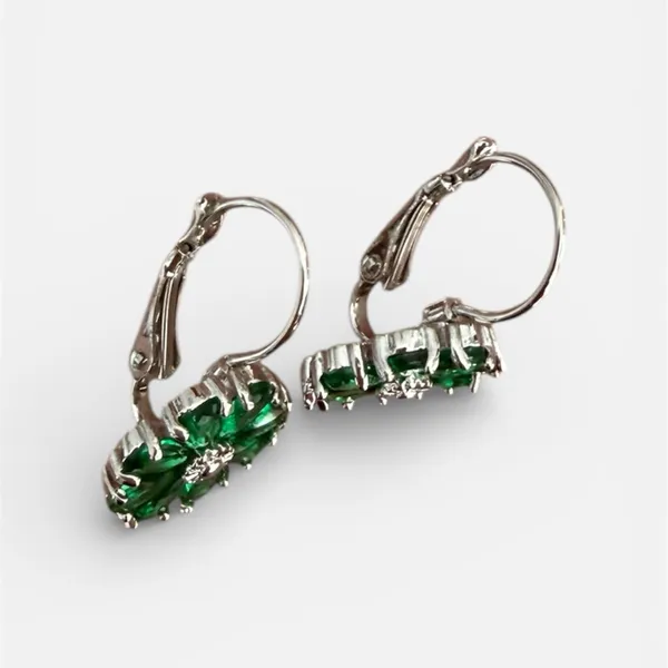 Green silver daisy earrings - Image 3