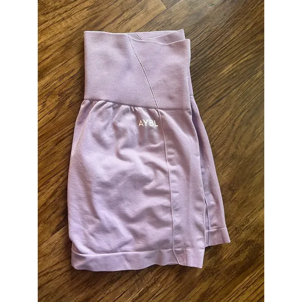 AYBL Adapt Seamless Shorts Spring Lilac 4.5 Inch - Image 3
