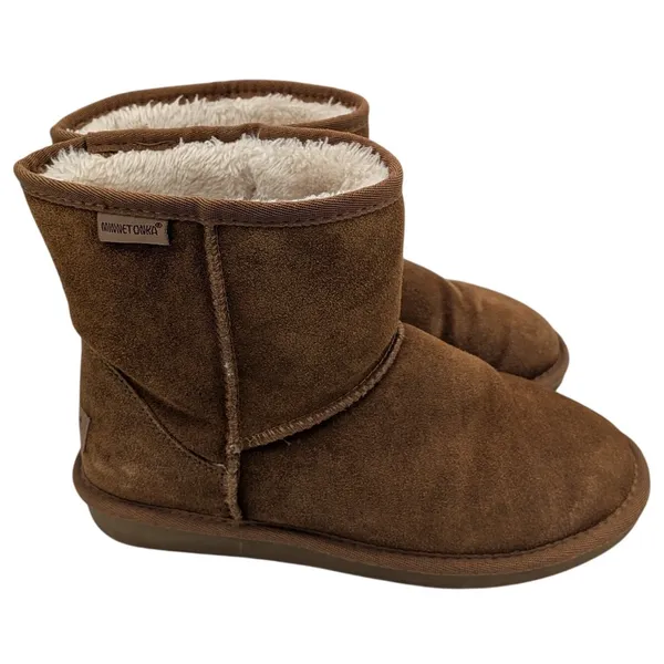 Minnetonka Brown Suede Sheepskin Lined Short Ankle Boots Women's‎ Size 8M 85701 - Image 3