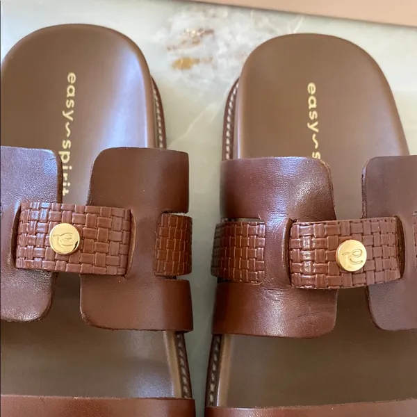 Easy Spirit NWT Women's Trevin Banded Slip-On Sandals - Image 5
