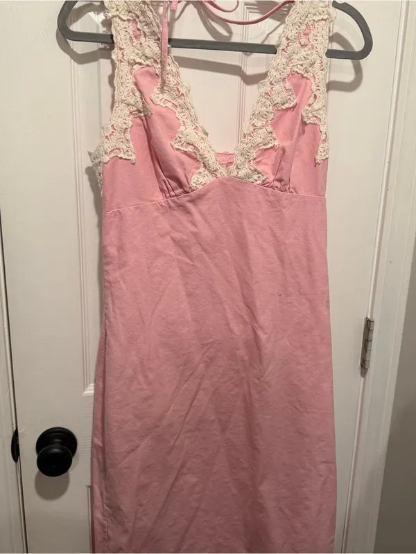 Le Lis Pink Chemise with Cream Lace Trim Size M Feminine Cottagecore Dress - Image 2