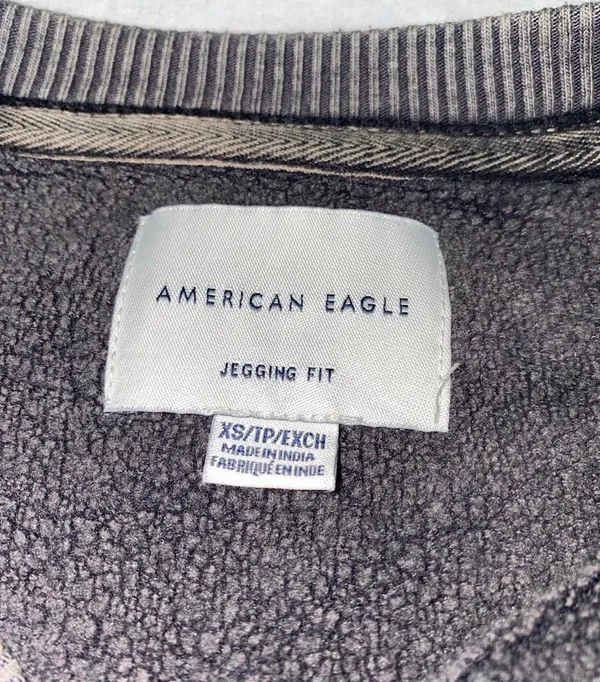 American Eagle Sweater - Image 5