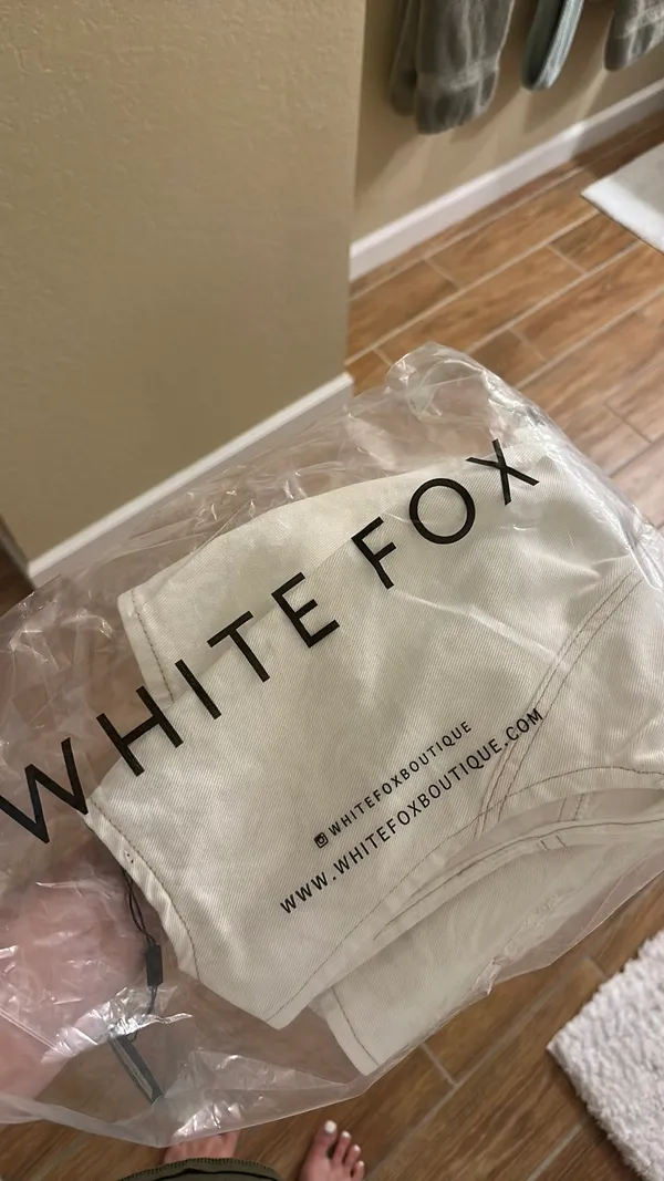 White Fox Denim Top - Image 4