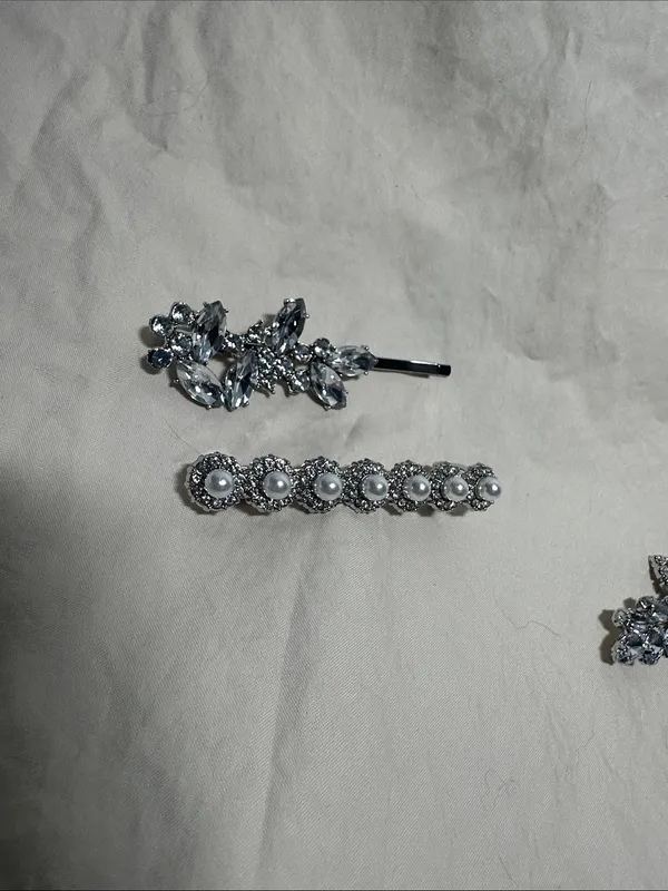 6 pc set Crystal Silver Hair Clip Set - Women's Accessories NWT - Image 2