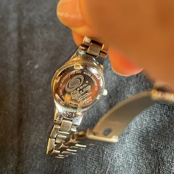 Fossil Watch with crystal accents - Image 5