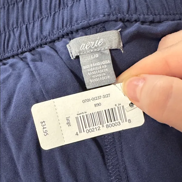 Aerie Navy Elastic Waist Drawstring Viscose Cuffed Crop Joggers size L - Image 11