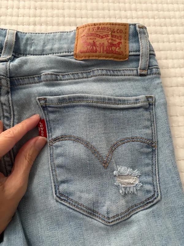 Levi's Light Blue Distressed Skinny Jeans Size 24 - Image 4